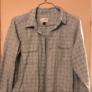 Plaid long sleeve buttons up